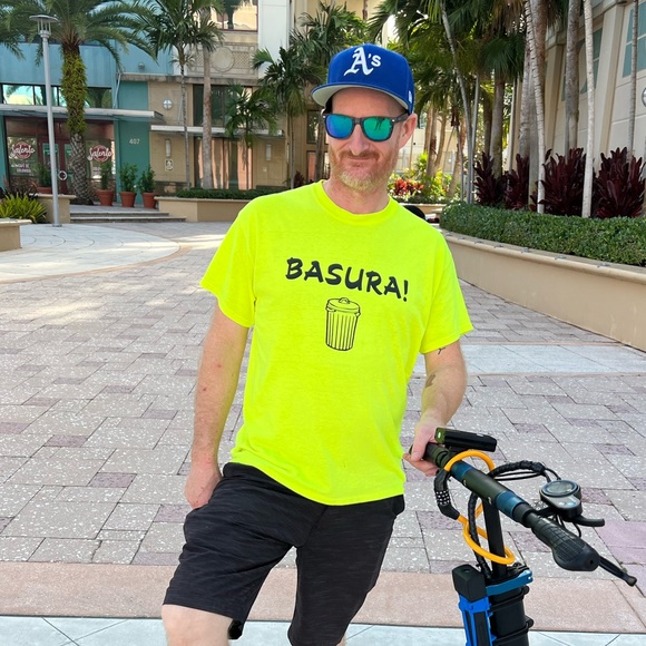 Trash T-shirt • Basura T-shirt • - Picture 2 of 2